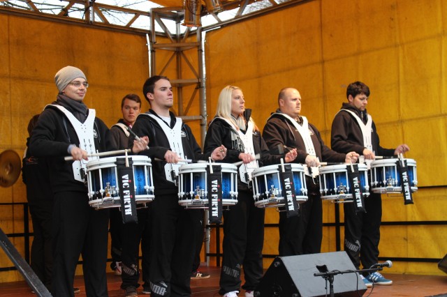 Die "Drumliner" aus Bergkamens Partnerstadt Hettstedt sorgten mit feurigen Rhythmen für die musikalische Untermalung der anderen Art