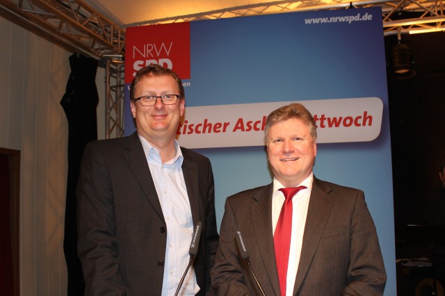 Auch Rüdiger Weiß und Oliver Kaczmarek waren als geladene Ehrengäste beim Politischen Aschermittwoch in Schwerte