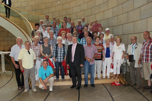 Rüdiger Weiß mit dem Evangelischen Männerdienst im Landtag in Düsseldorf